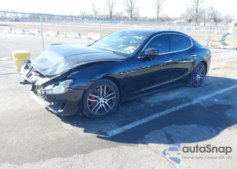 2018 Maserati Ghibli z USA, uszkodzony, nr VIN ZAM57XSA8J1293170